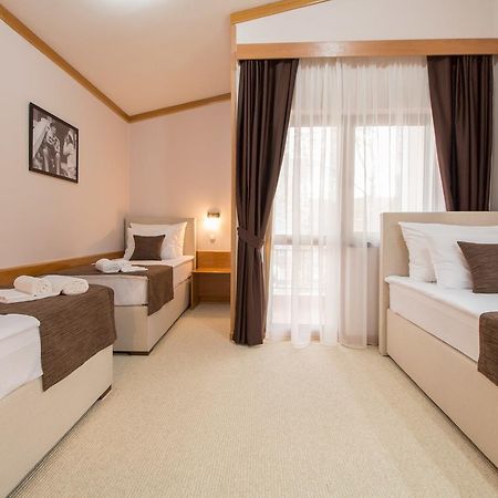 Hotel Yugoslavia Nikšić Esterno foto